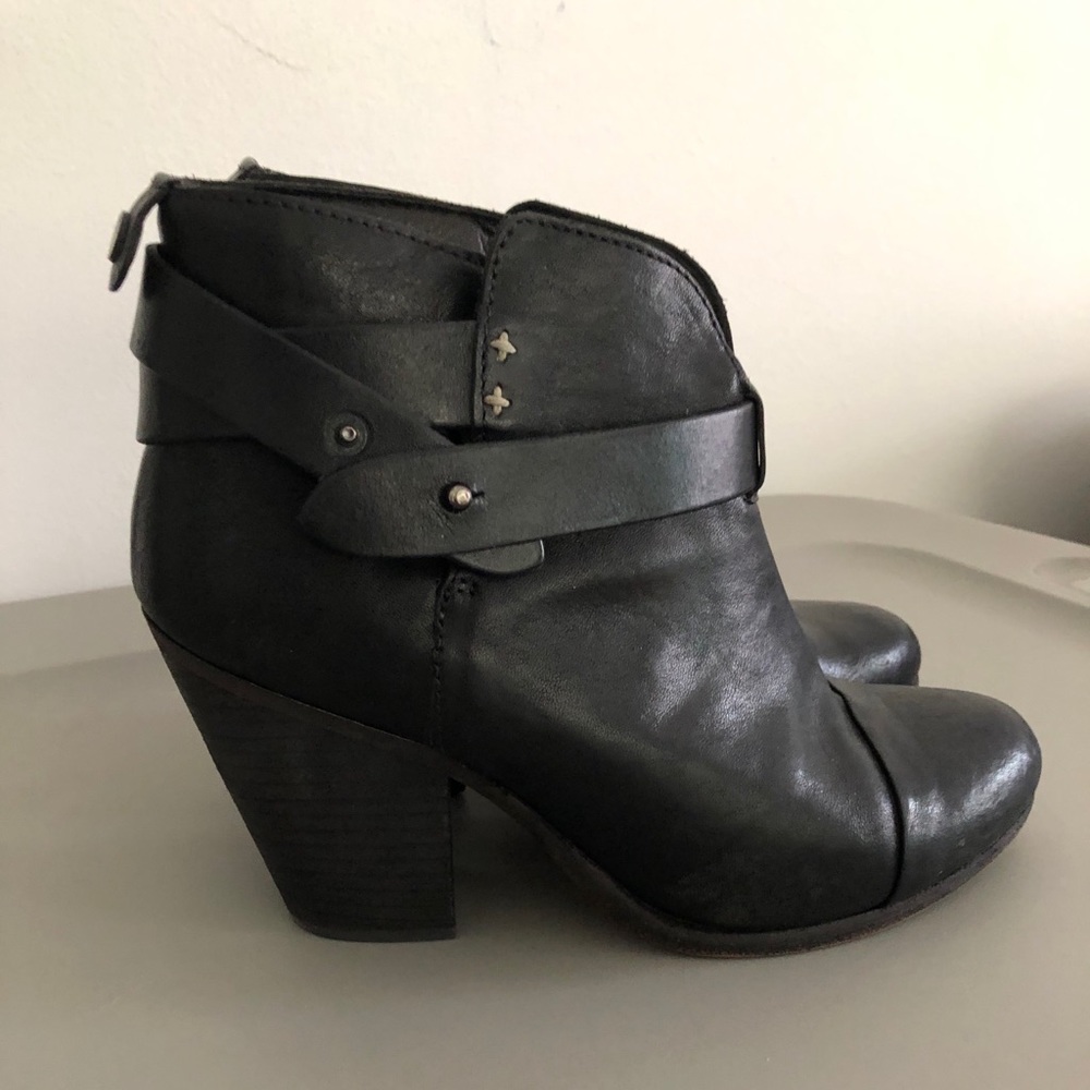 rag & bone black leather harrow boots 37 run small